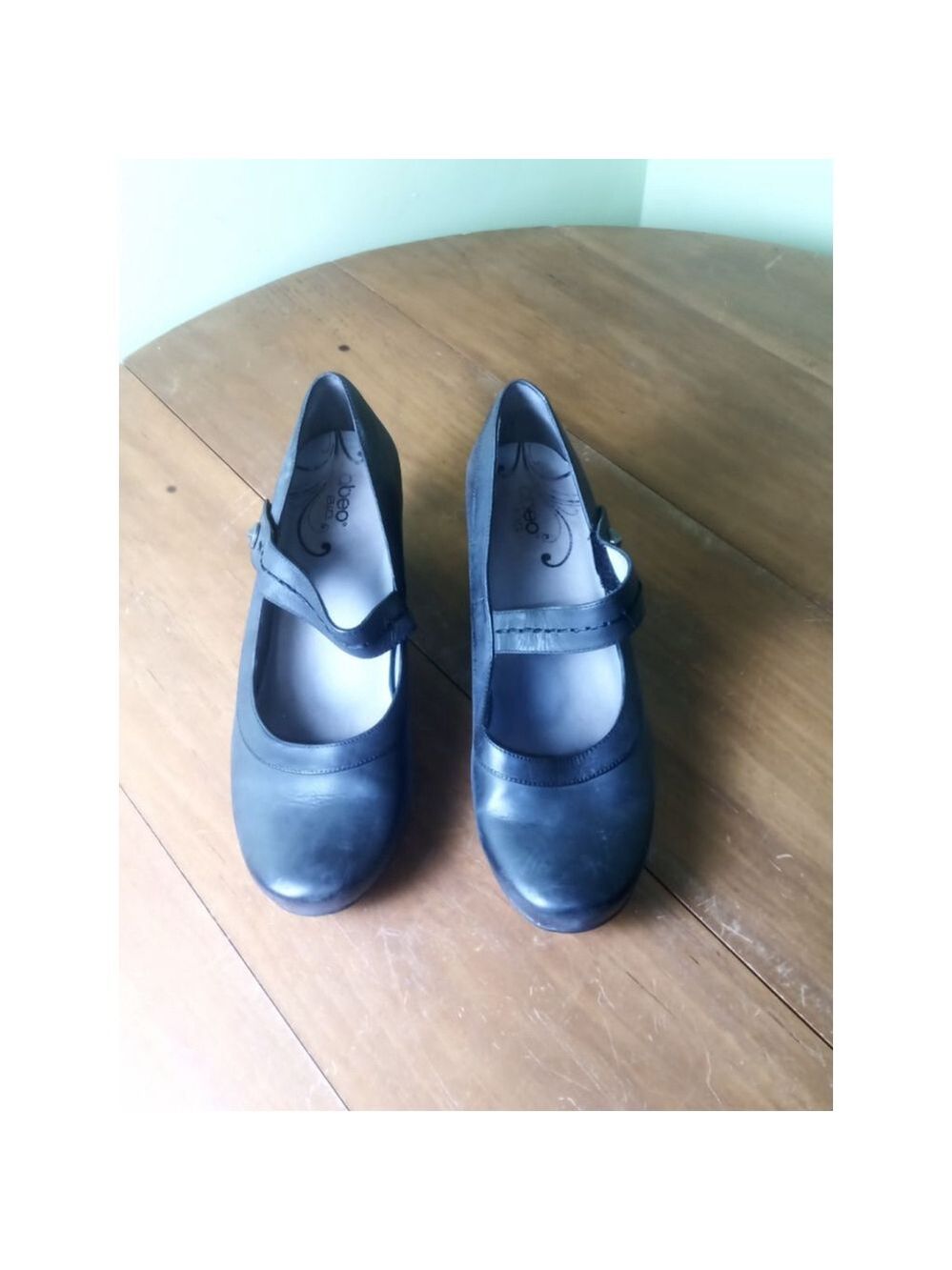 Women's Abeo Black Mary Jane Heels, size 11